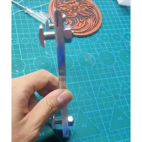 leather mould, cutter, dege, knife